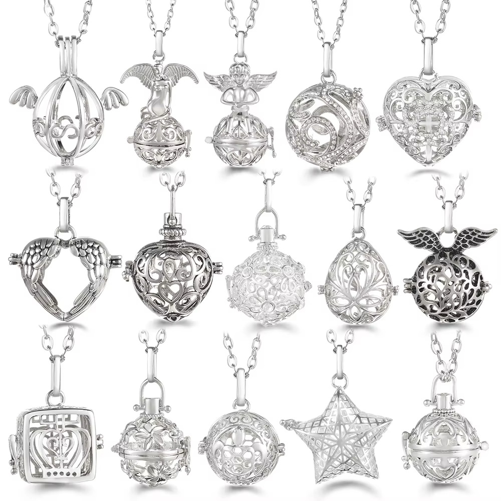 Heart Locket Necklace Photo - Mexico Chime Aromatherapy Caller Necklace Heart-Shaped