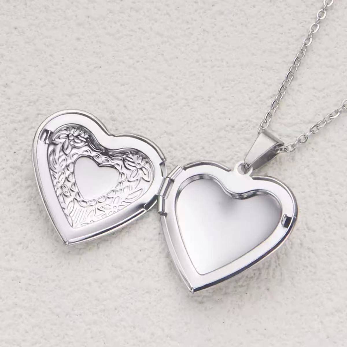 Romantic Heart Locket Pendants - Heart Locket Necklace Photo ulasan dan harga